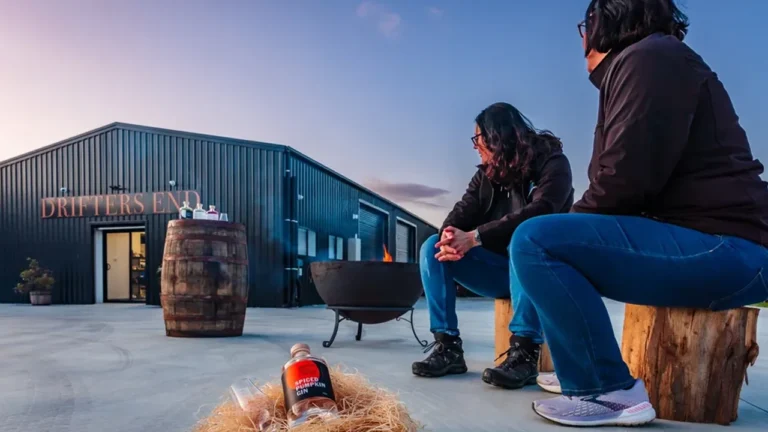 DRIFTERS END sam & Chris