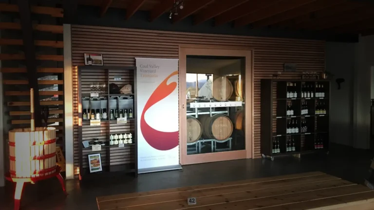 coal-valley-vineyard